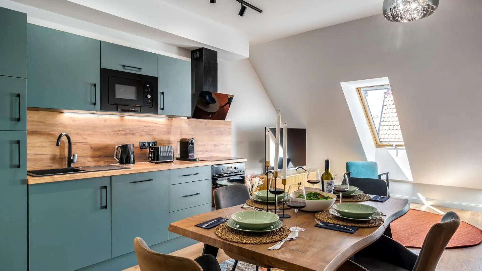 Apartment Stylish Flat With Parking In Budapests Vibrant Area Hungary